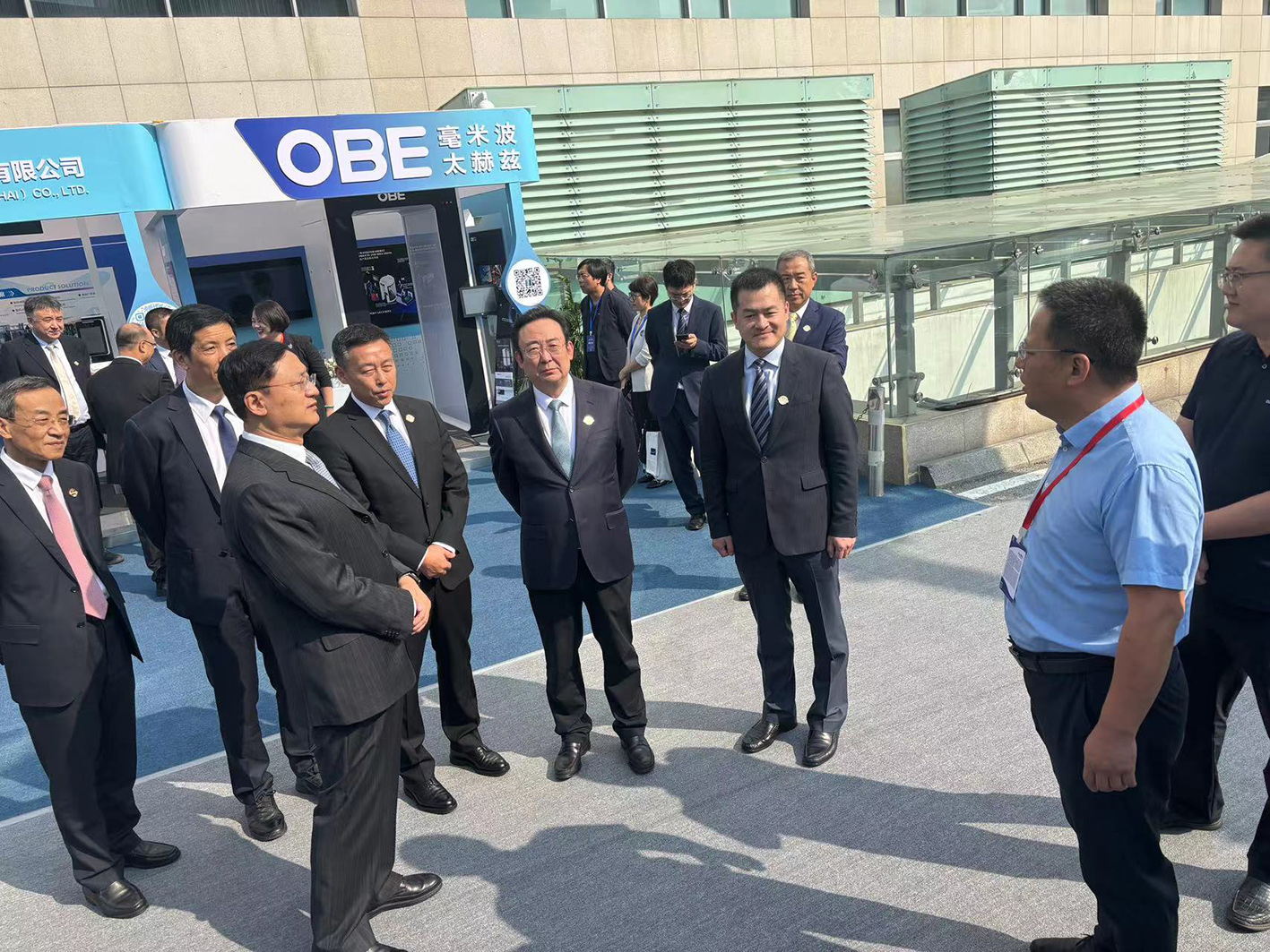 北京市常務副市長，民航局副局長胡振江，首都機場集團董事長王長益，首都機場集團總經(jīng)理劉春晨,國航副總裁閆飛,首都機場集團副總閻欣4.jpg